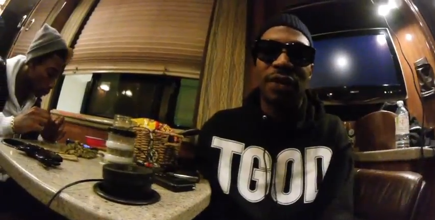 Juicy J (Feat. Wiz Khalifa) – Know Better (Music Video)