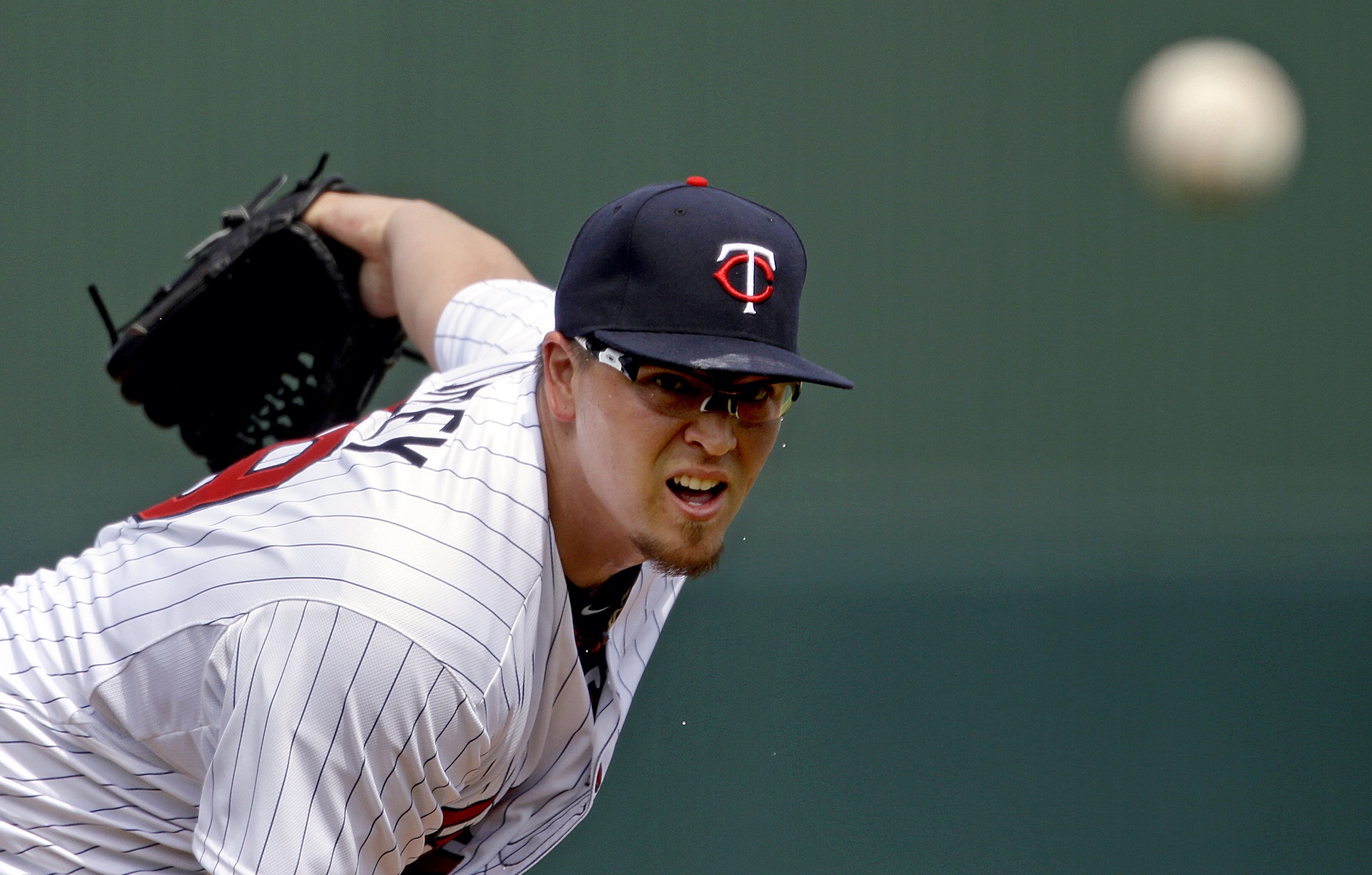 News and notes: Pirates Acquire SP Vance Worley, Roster takes shape